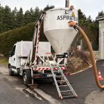 Camion citerne pur aspiration granulés